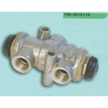 Клапан защитный двойной КАМАЗ 100.3515110 (ПААЗ) Клапан защитный двойной КАМАЗ 100.3515110 (ПААЗ)